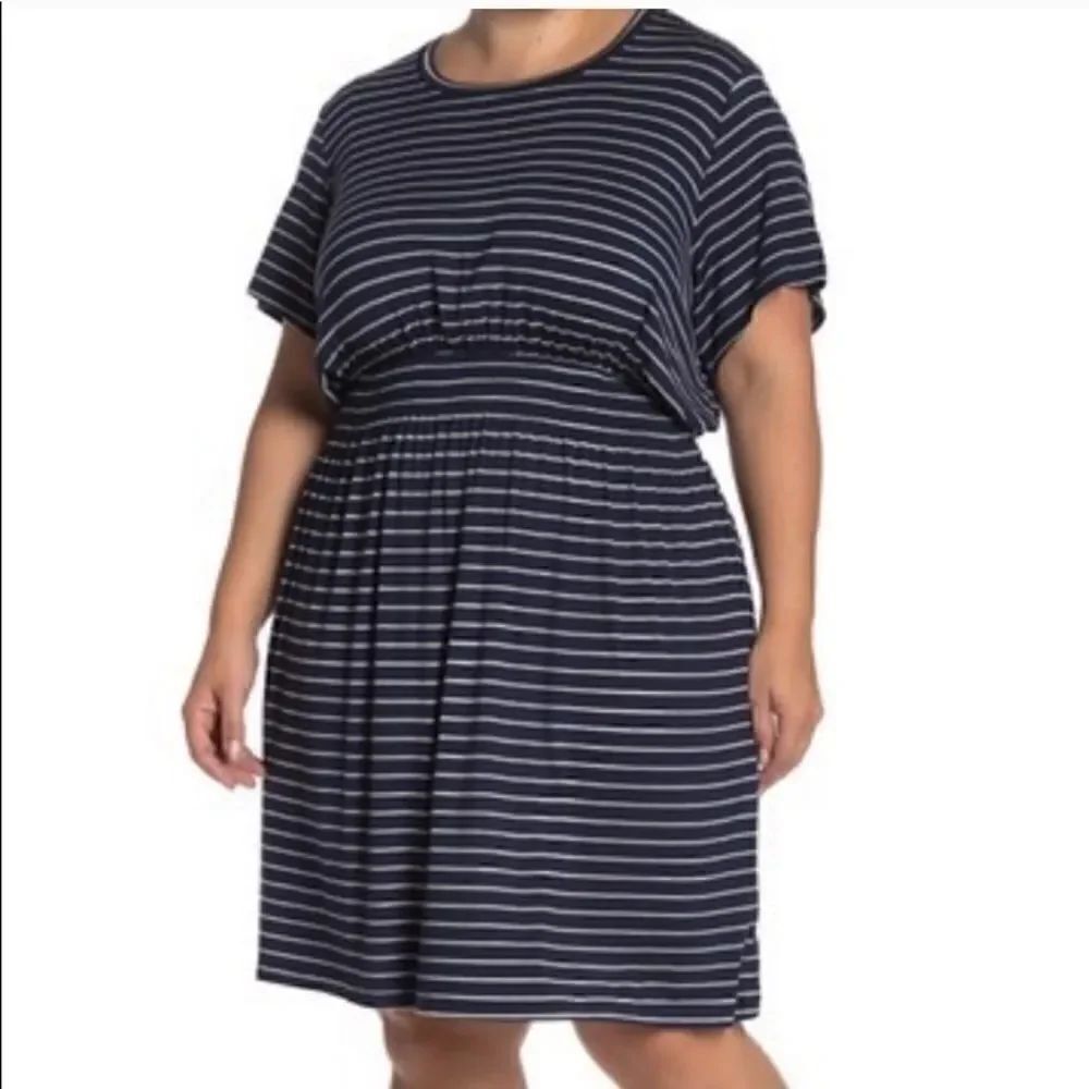 Bobeau Celeste navy and grey smocked waist dress NWT